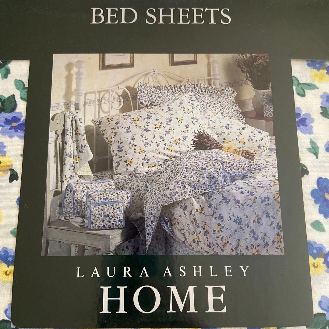 新品　LAURA ASHLEY 花柄ブルー クイックシーツセミダブル&枕カバー