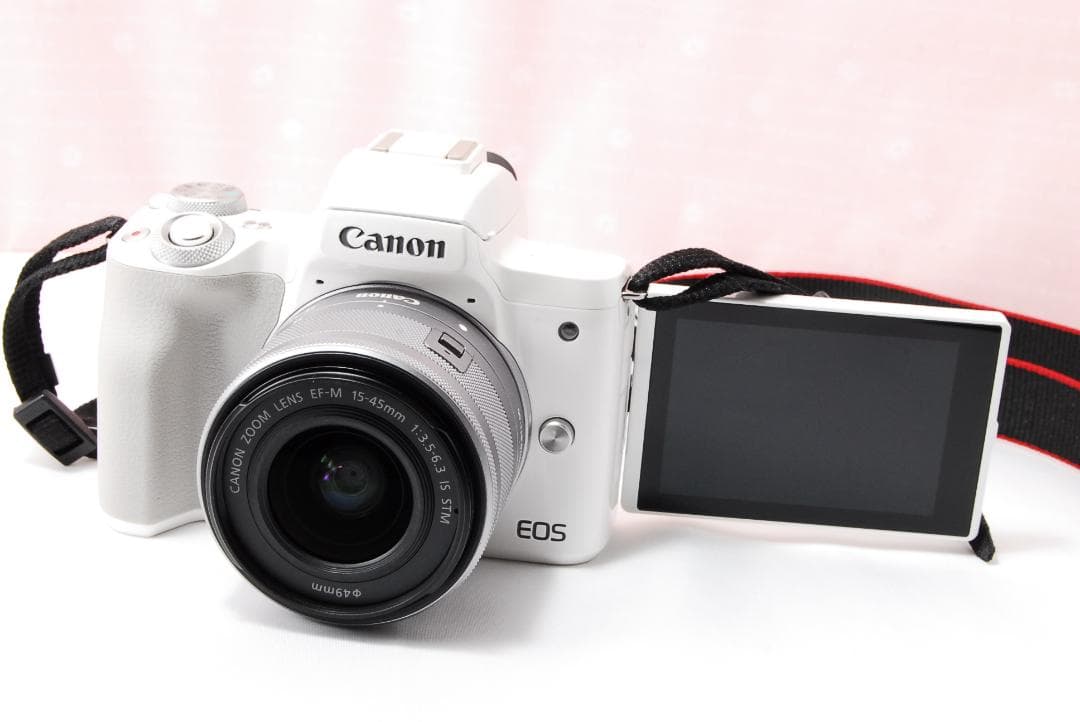 〓ミラーレス一眼レフ〓キヤノン EOS kiss M＋EF-M 15-45mm