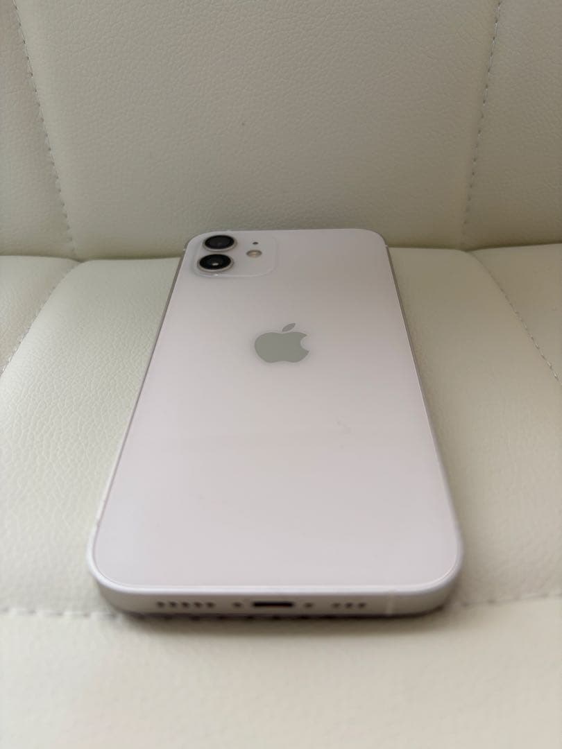 Apple iPhone 12 ホワイト