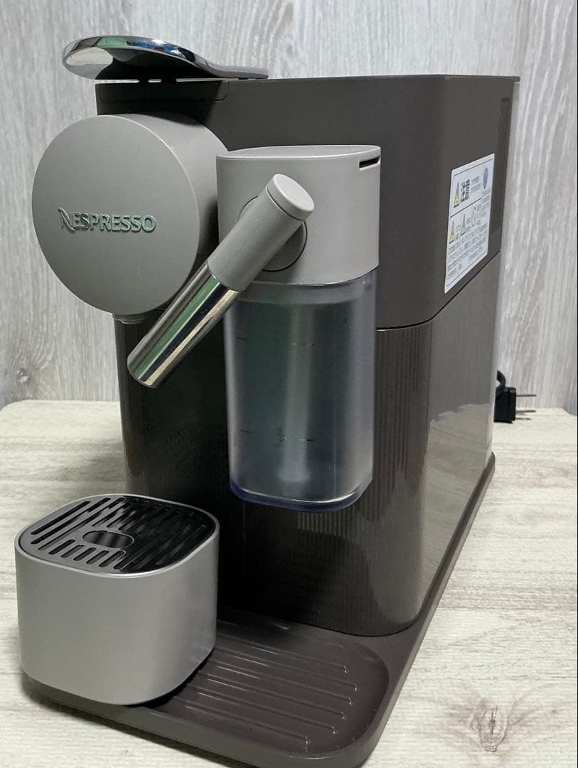 【豪華セット】ネスプレッソ ラティシマ・ワン & エアロチーノ3 おまけ付