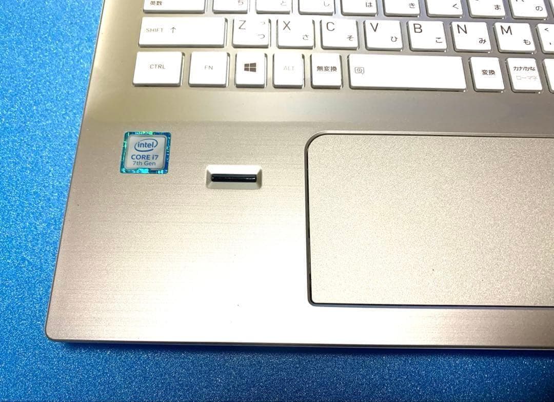 ◎東芝Dynabook・Corei7・メモリ8GB・SSD256・ノートパソコン
