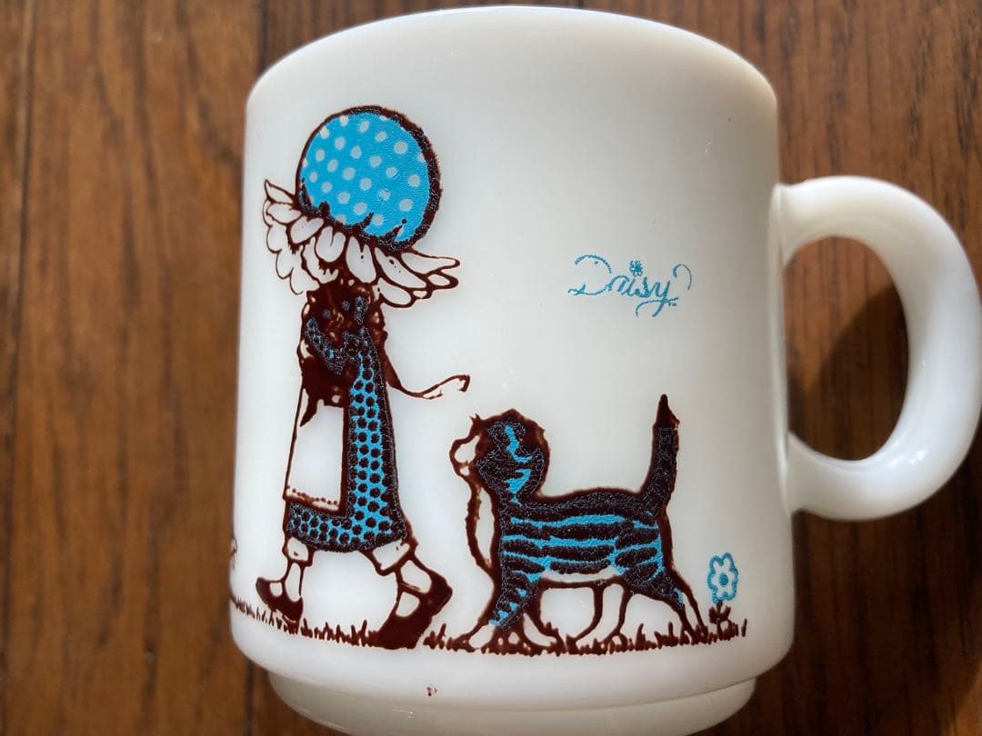 ヘーゼルアトラス　デイジー　動物　マグ　4つ　セット