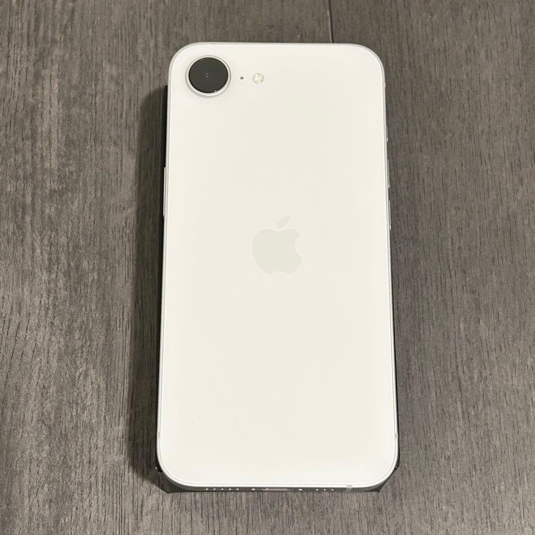 【美品】iPhone 16e｜256GB｜SIMフリー