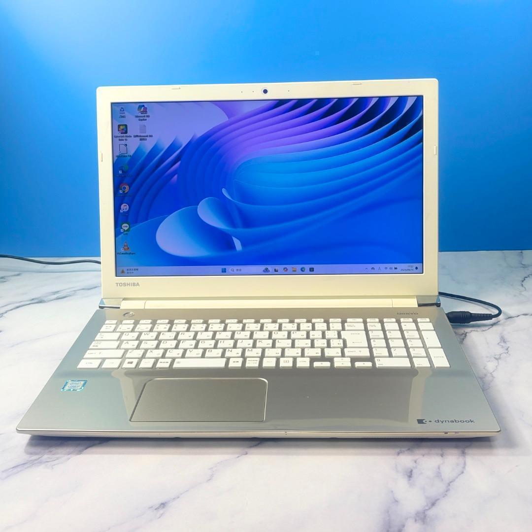 美品☆Corei7・16GB・SSD・Windows11・ノートパソコン