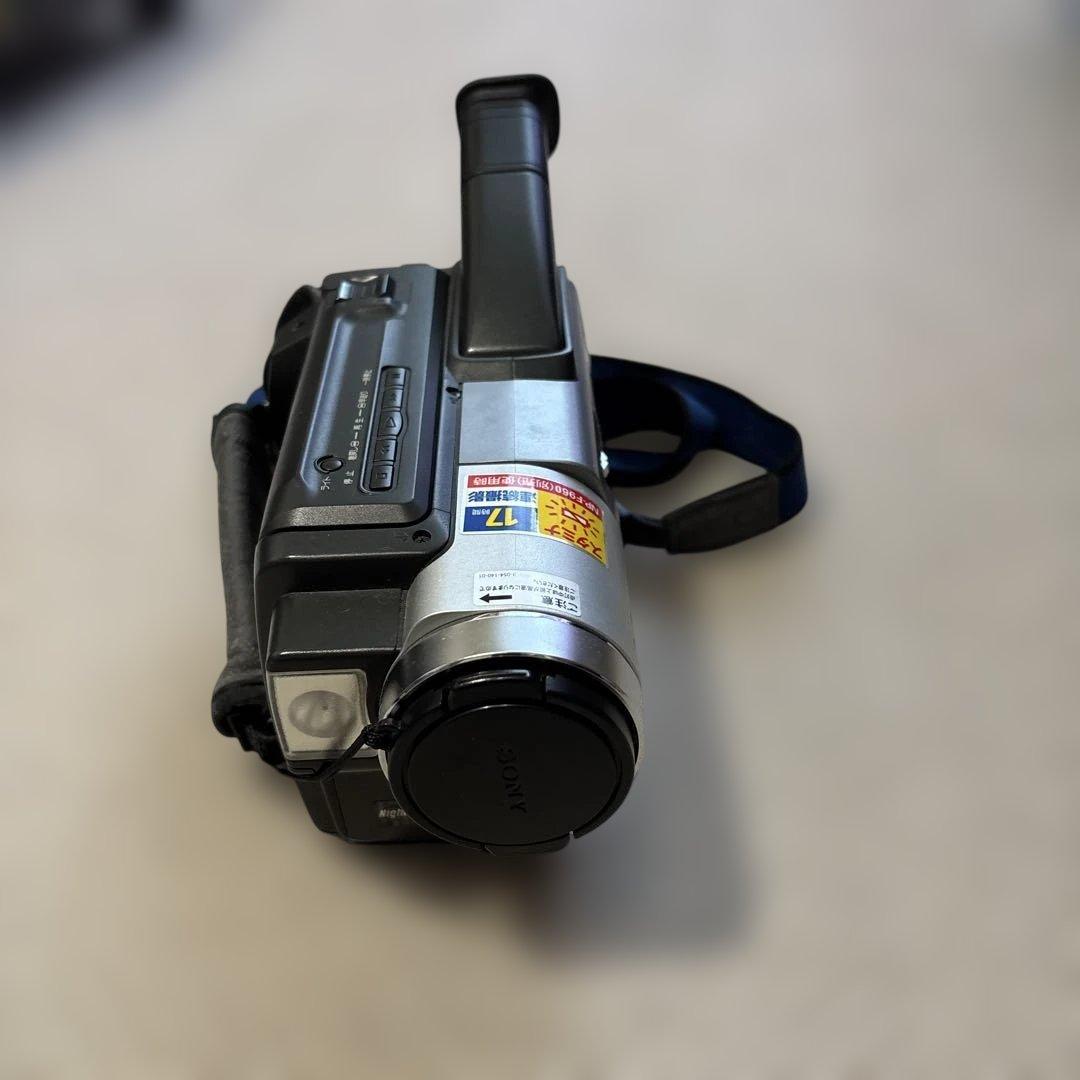SONY Handycam 240倍ズーム Hi8 ジャンク品　動作確認済み