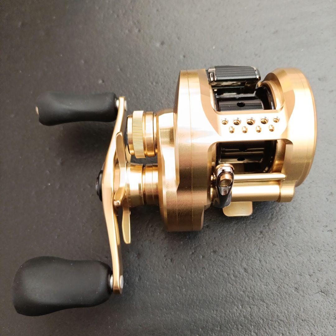 最終値下げ　カスタム品　シマノ　カルカッタ　コンクエスト 200HG　リール