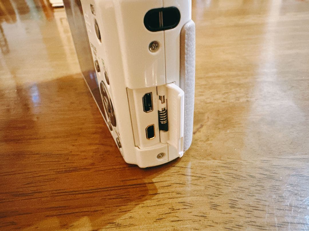 Panasonic LUMIX DMC-TZ40 ホワイト