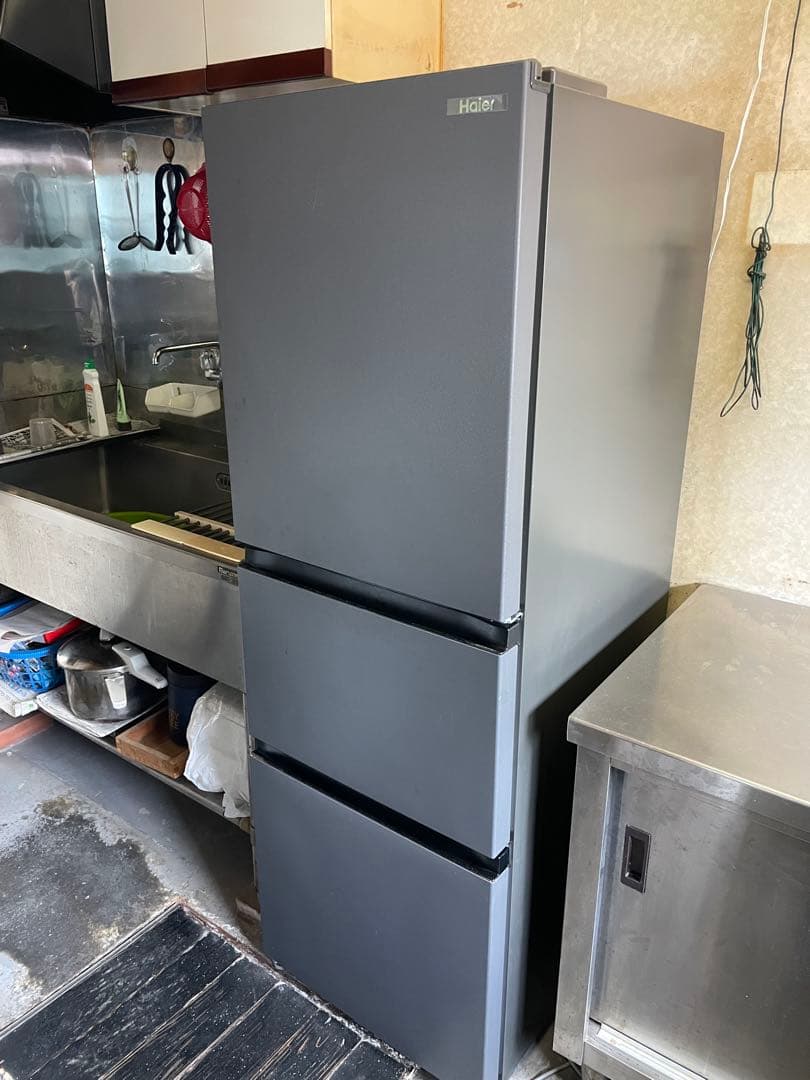 n*e様 美中古　Haier 3ドア冷蔵庫 ハイアール2023年製