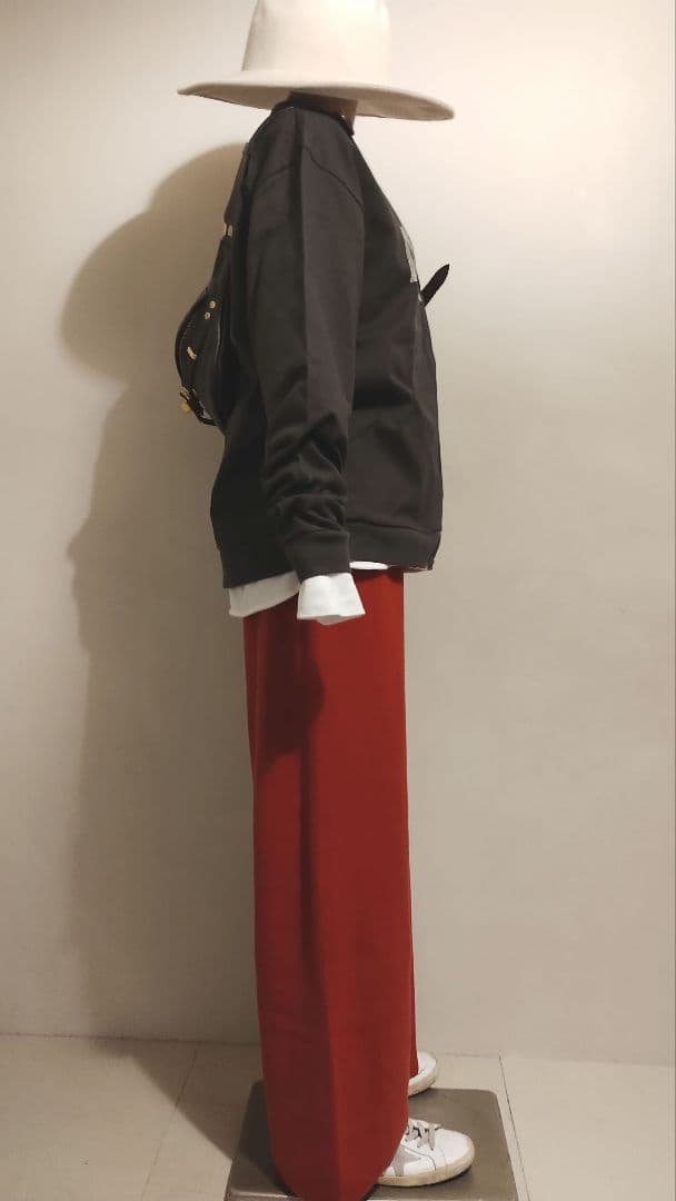 SAKURA様 C6934 A.P.Cプルオーバー×ニットパンツコーデ