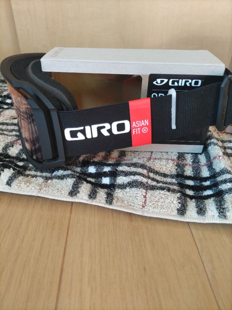 GIRO REVOLT ゴーグル スペアレンズ付　晴天〜ナイター迄OK スキー