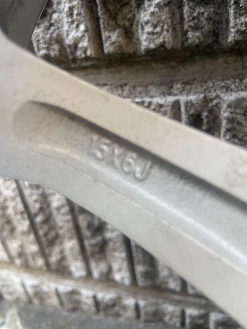 プリウス20 ウィンターマックス02 195/65/15 4本セット