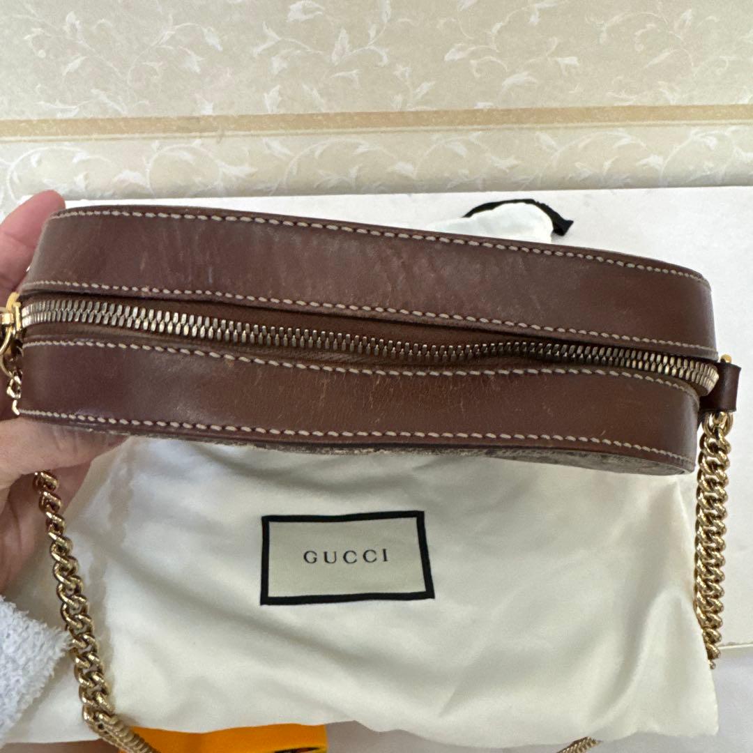 グッチ　チェーンポシェット