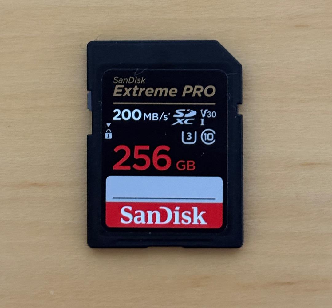 極美品 フジフィルム X100VI ショット数1100 保証付 おまけ多数