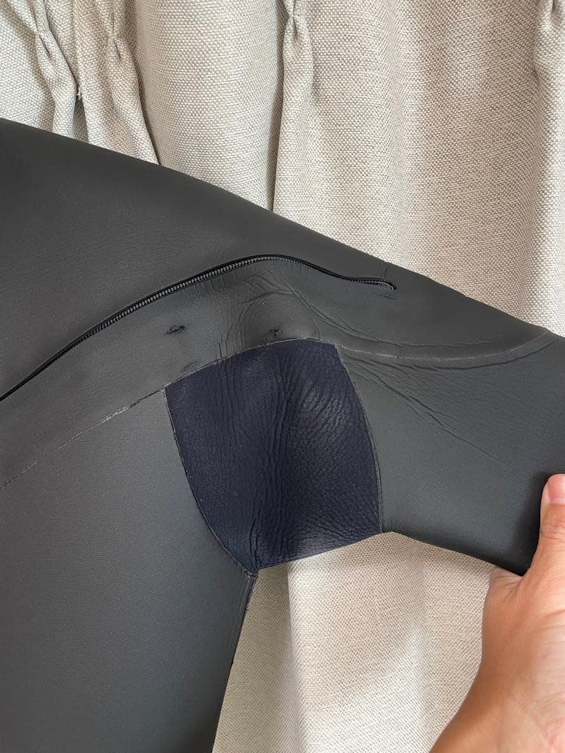 メローウエットスーツ　セミドライ5×3ミリ　XL既製サイズ　サーフィン