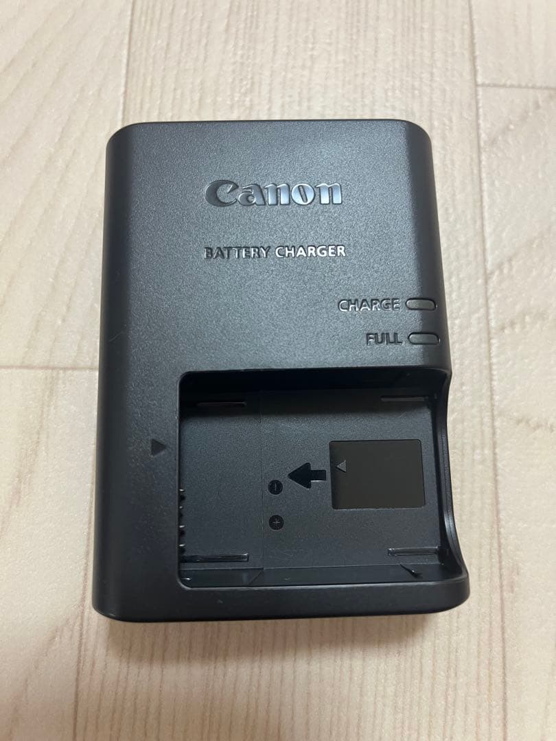 Canon EOS M100 デジタル一眼レフカメラ