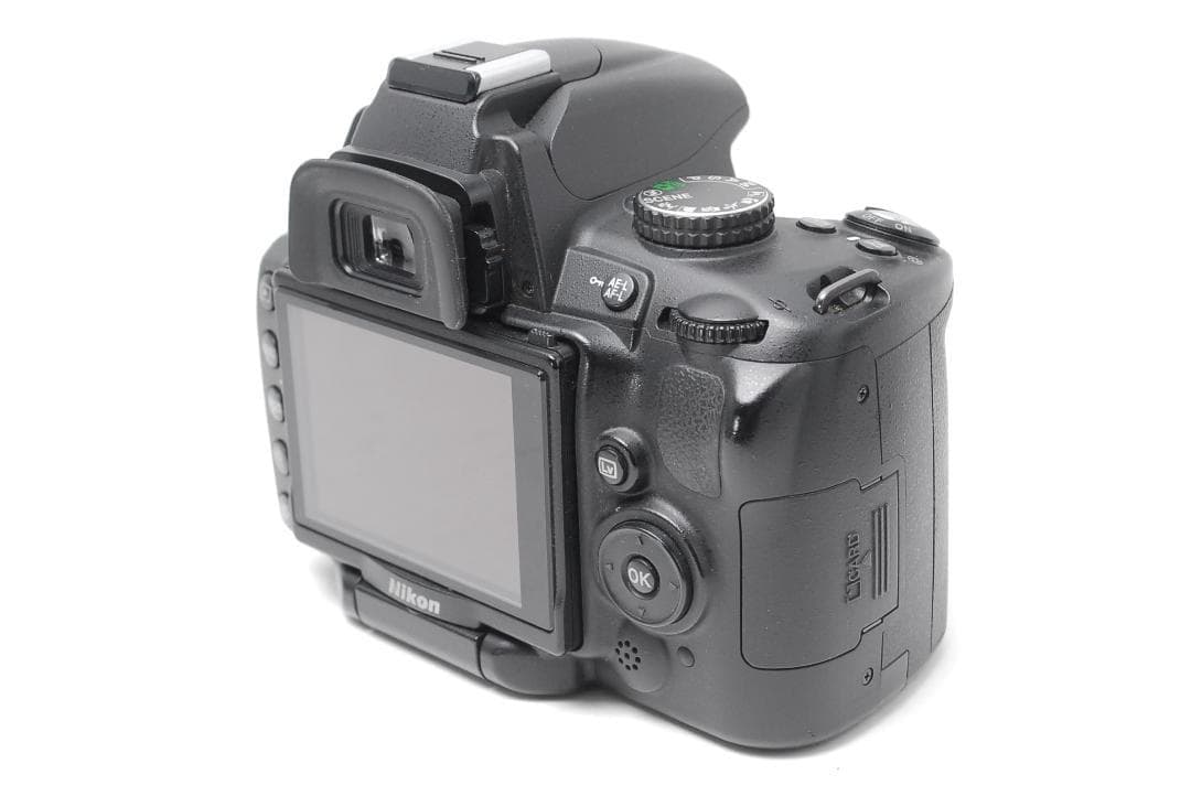 【動画・自撮りOK】Nikon D5000　スマホ転送　バリアングル液晶