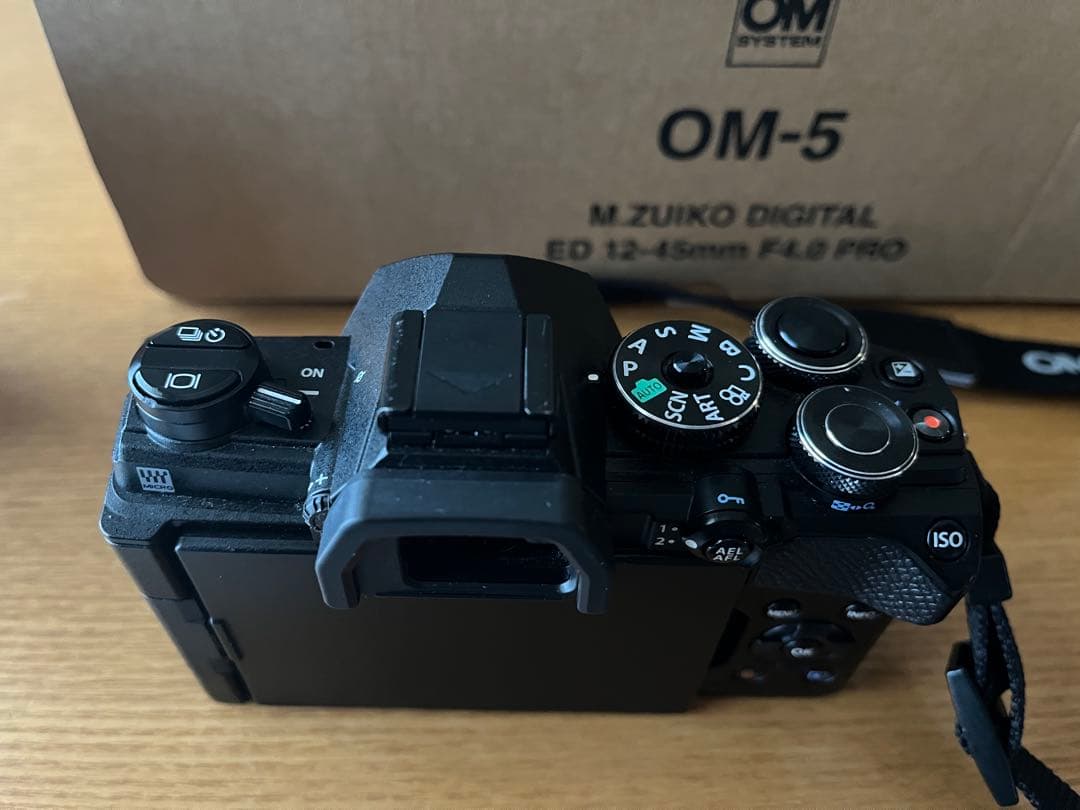 OM SYSTEM OM-5 12-45mm F4.0 PRO ブラック