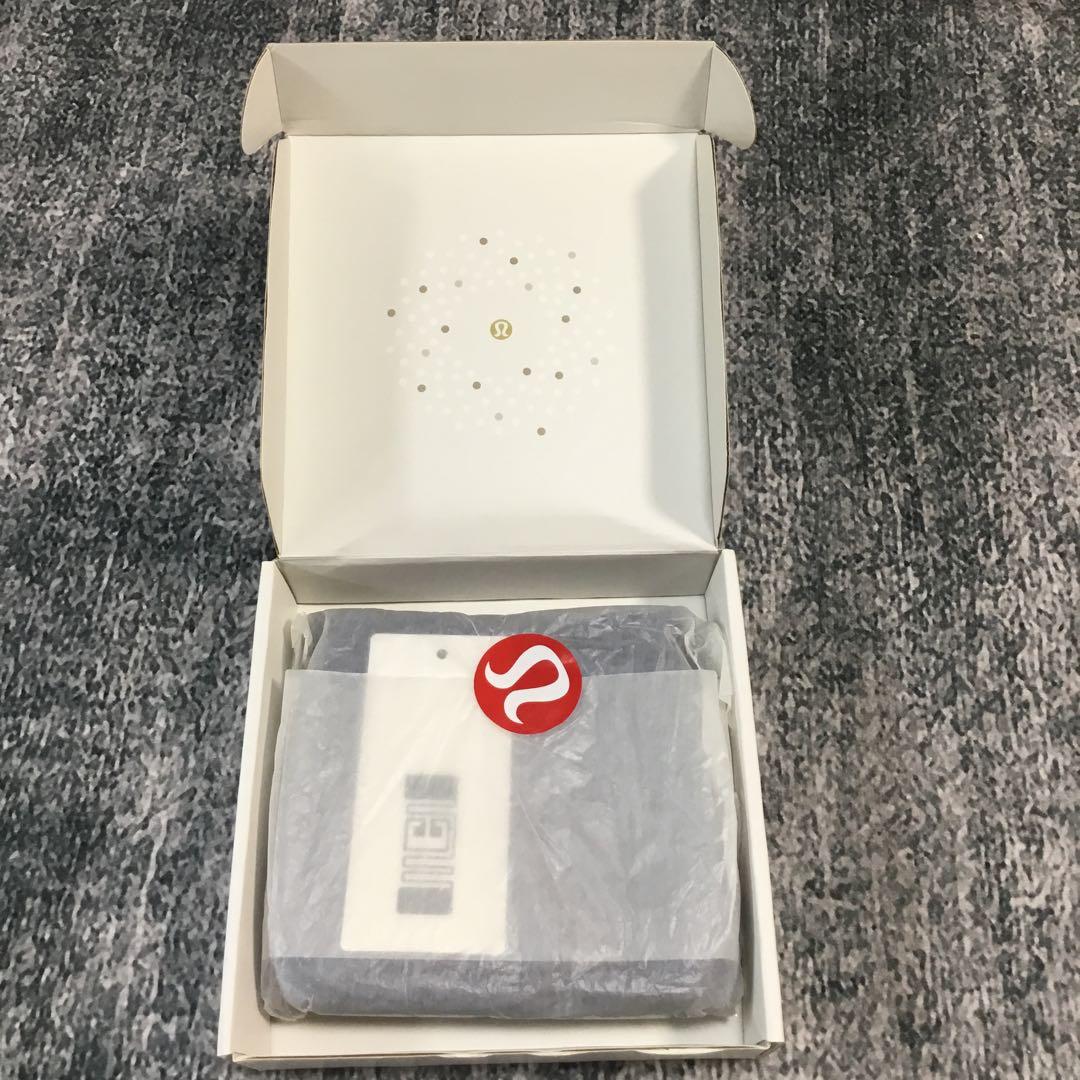 タグ付け☆Lululemon ヨガパンツ サイズ6ネイビー