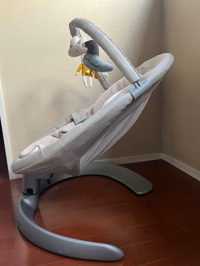nuna バウンサーリーフグロウ　トイバー付き