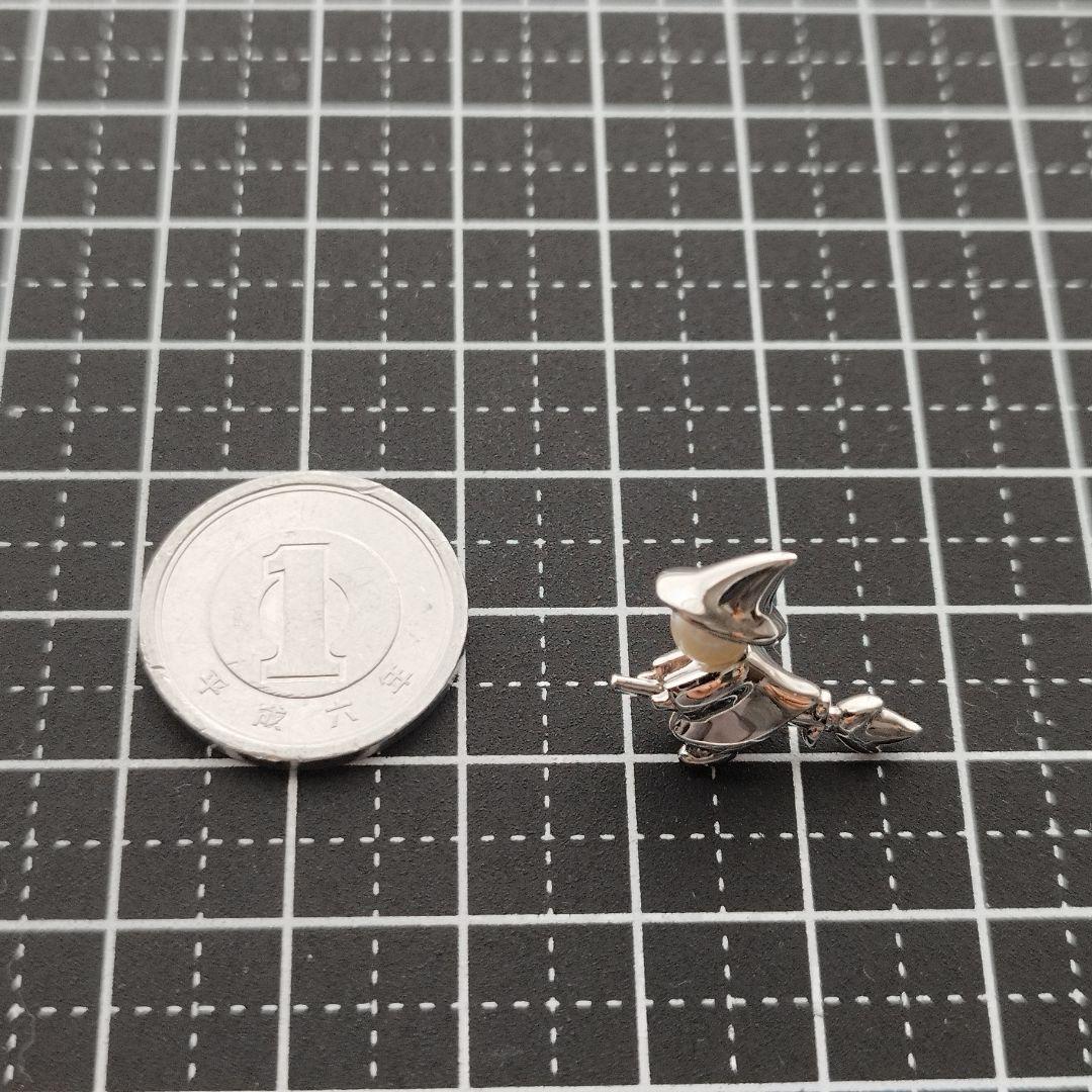 【美品】TASAKI　タサキ　パール　ピンバッジ　魔女　シルバー