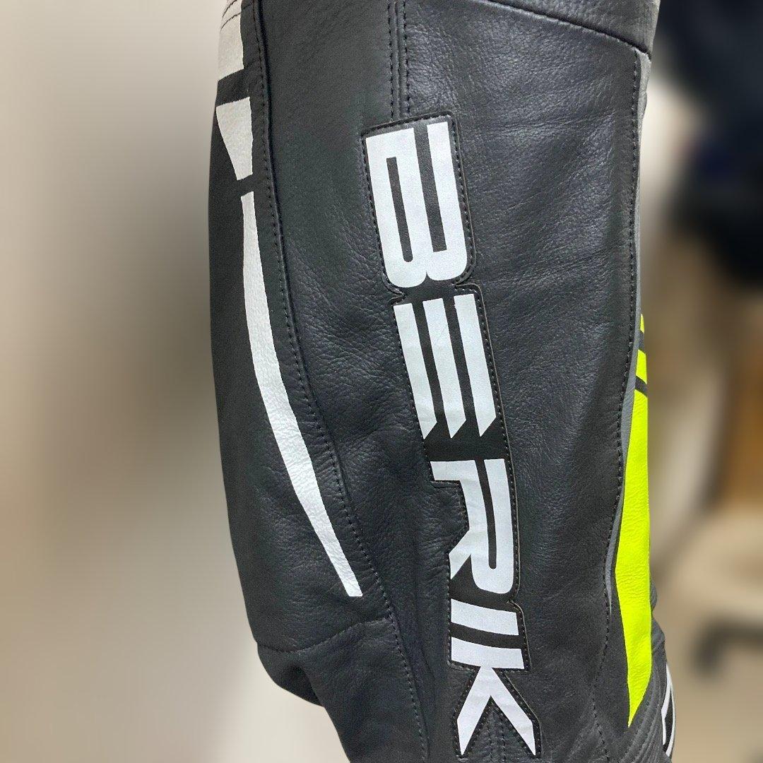 BERIK R2 レーシング革ツナギ LS1-171334N-BK