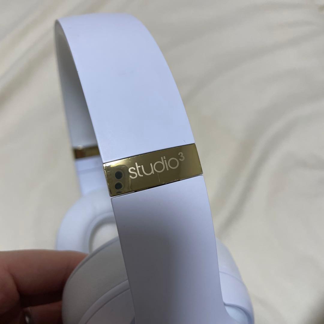Beats Studio3 ワイヤレスヘッドホン ホワイト