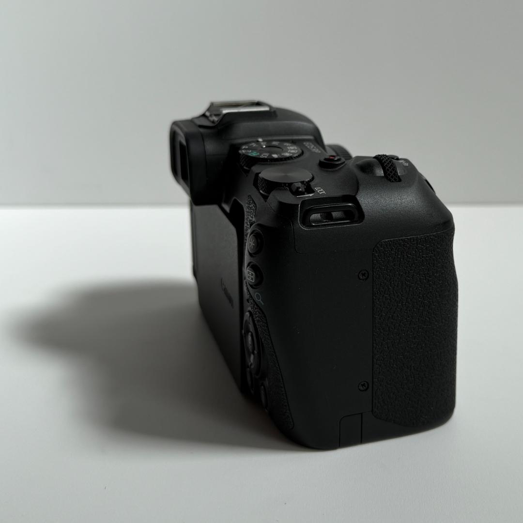 EOS RP ボディ ブラック（美品.箱付き）