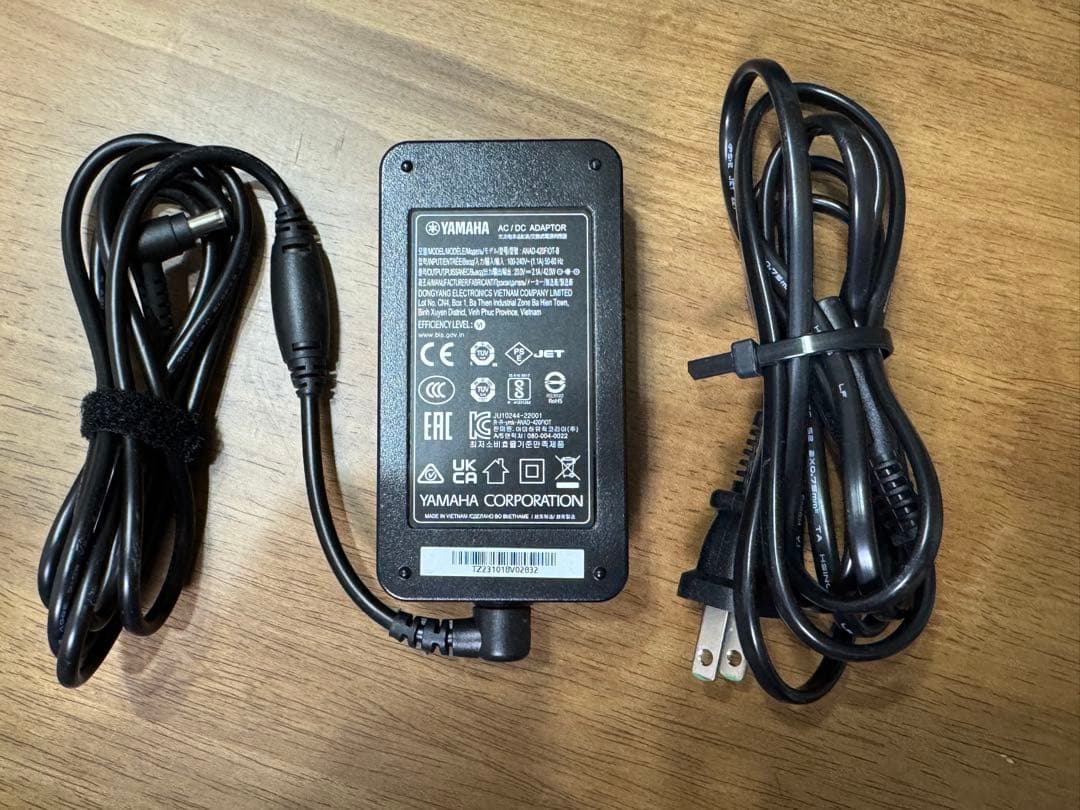 2023年製　ヤマハ(YAMAHA) コンパクトサウンドバー SR-C20A