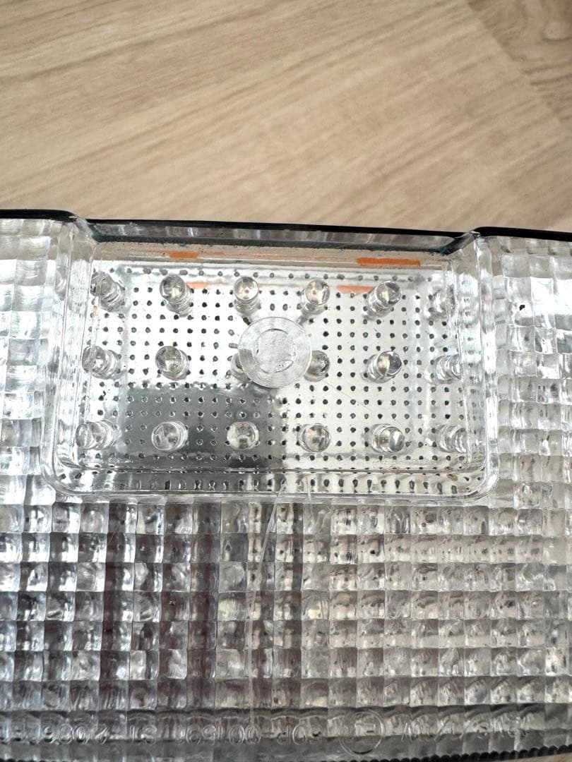 くるくるテールランプ レインボー キラキラライト