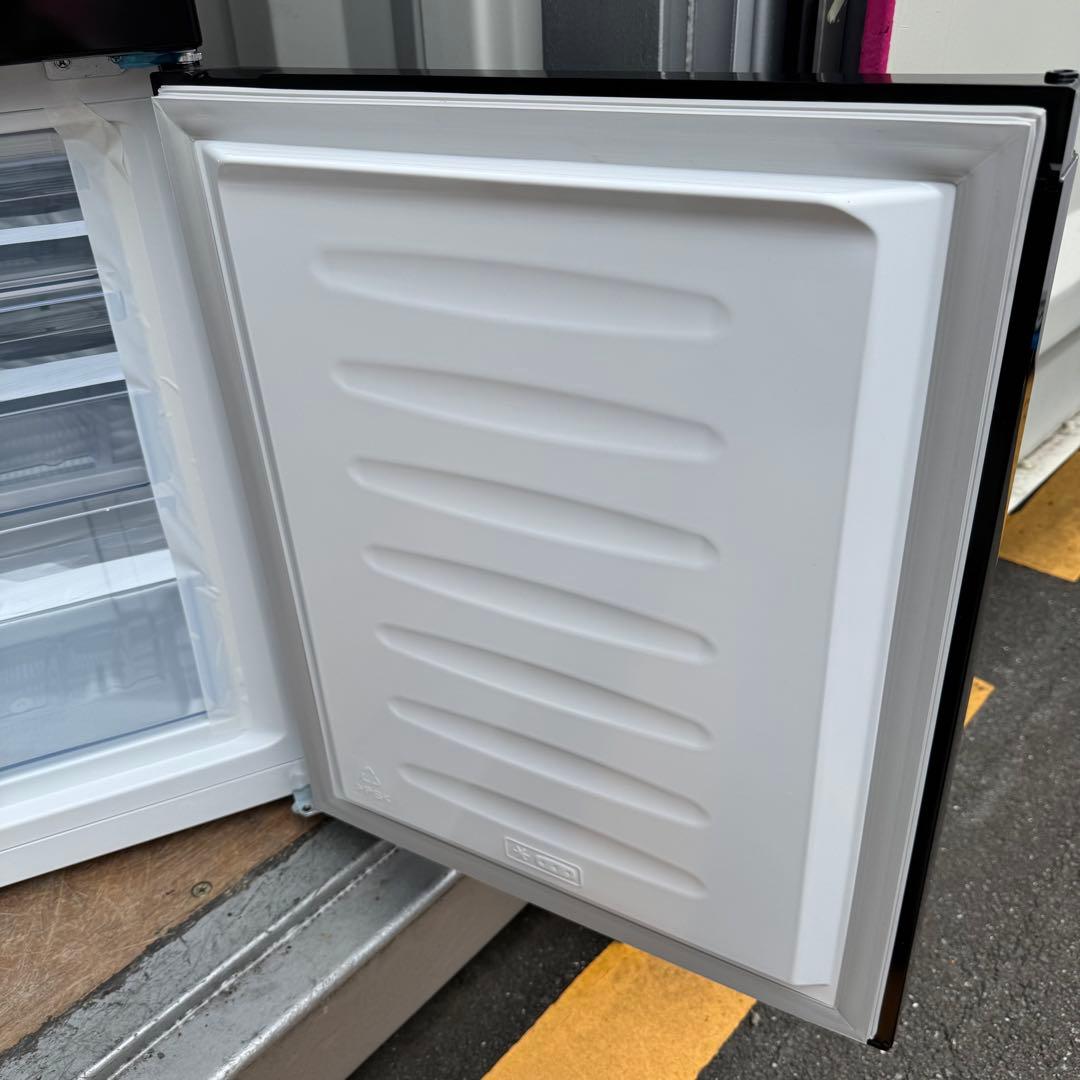 C7520★2024年製★新品.未使用品★ハイセンス冷蔵庫　黒ブラック一人暮らし