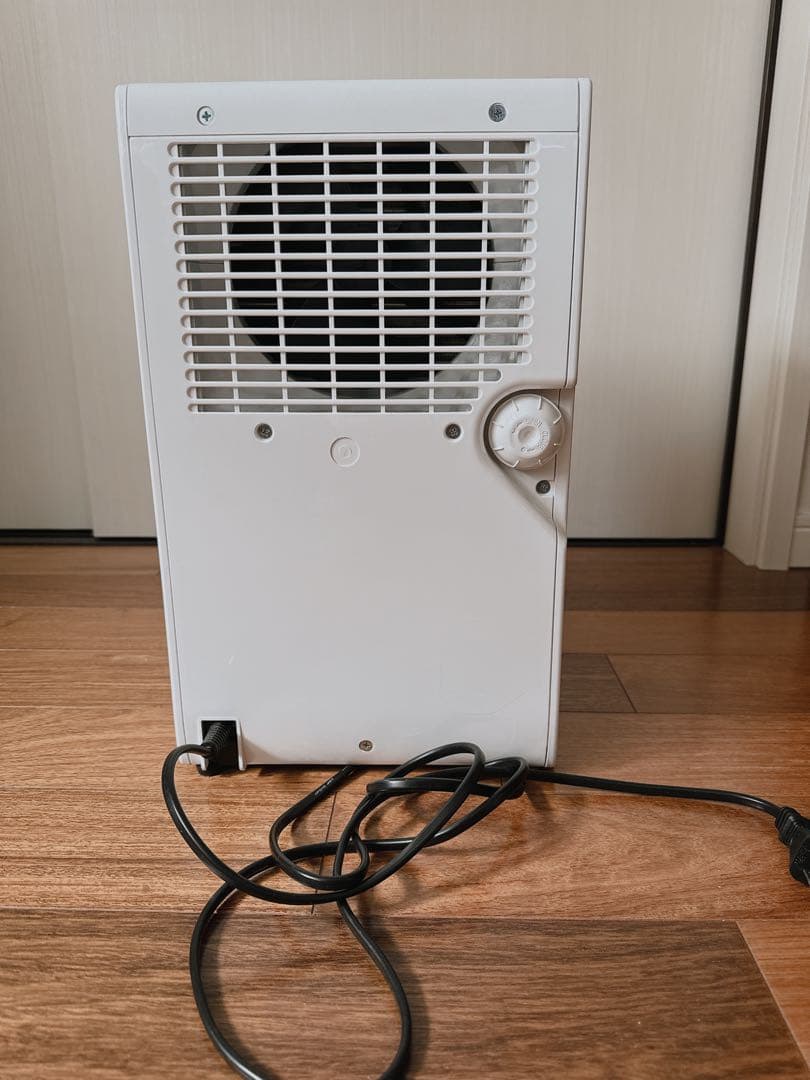 2024年製 アイリスオーヤマ 除湿機 IJC-J56