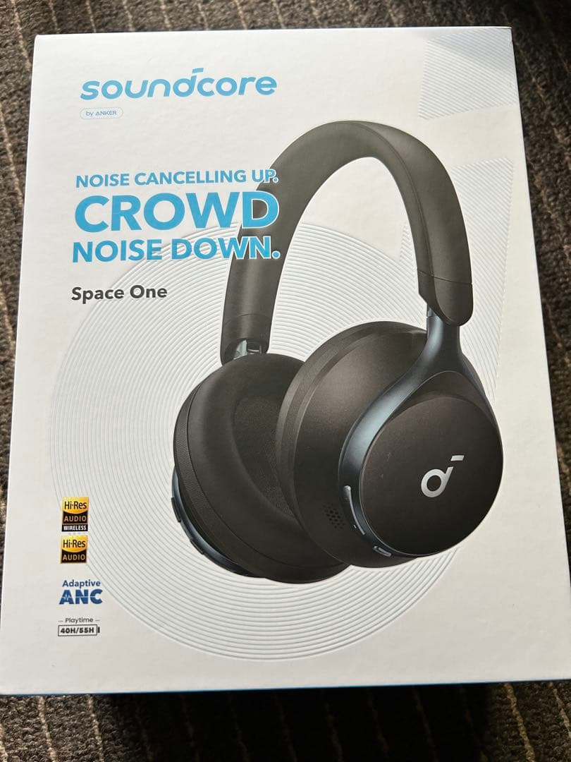 サウンドコア Space One ANKER ケース付き