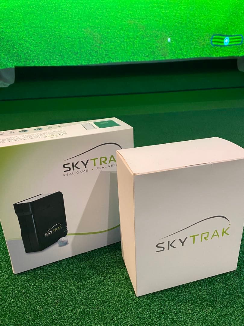 SKYTRAK ゴルフシミュレーター 青色 箱付き