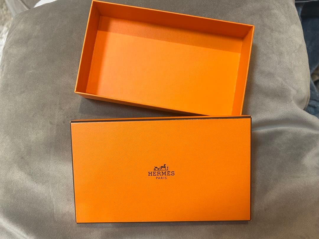 【ひろ＊＊さん専用】HERMES ヘアアクセサリー グレー
