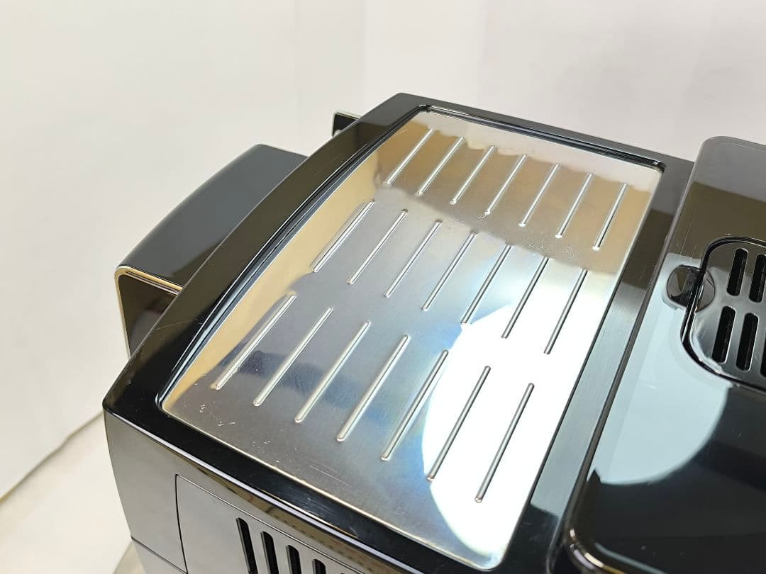 デロンギマグニフィカS コンパクト全自動コーヒーマシン ECAM23120BN4