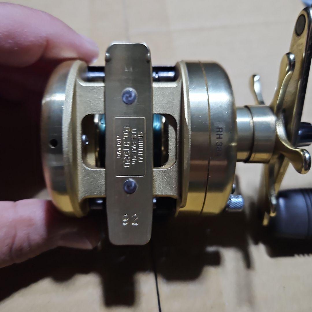 v*e様 SHIMANO CALCUTTA リール ゴールド