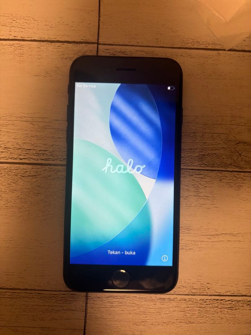 Apple iPhone SE第3世 美品　 ジャンク品　SIMフリー