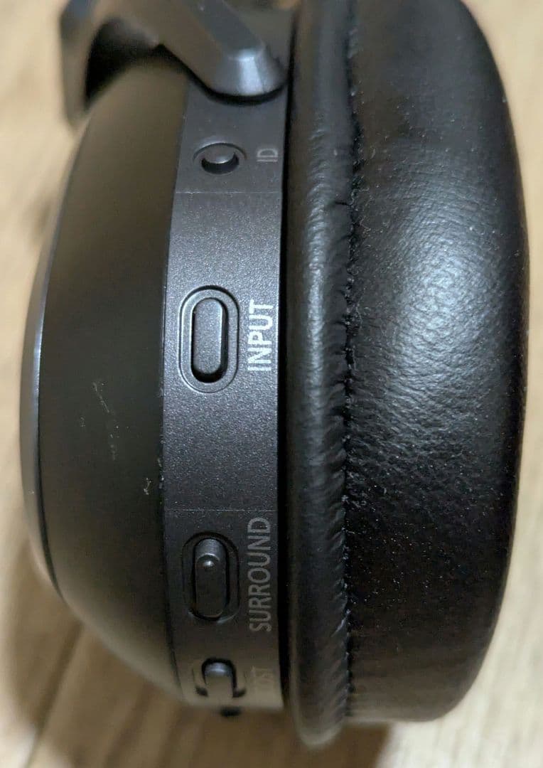 パナソニック 密閉型ヘッドホン RP-WF70T（※無線接続です）