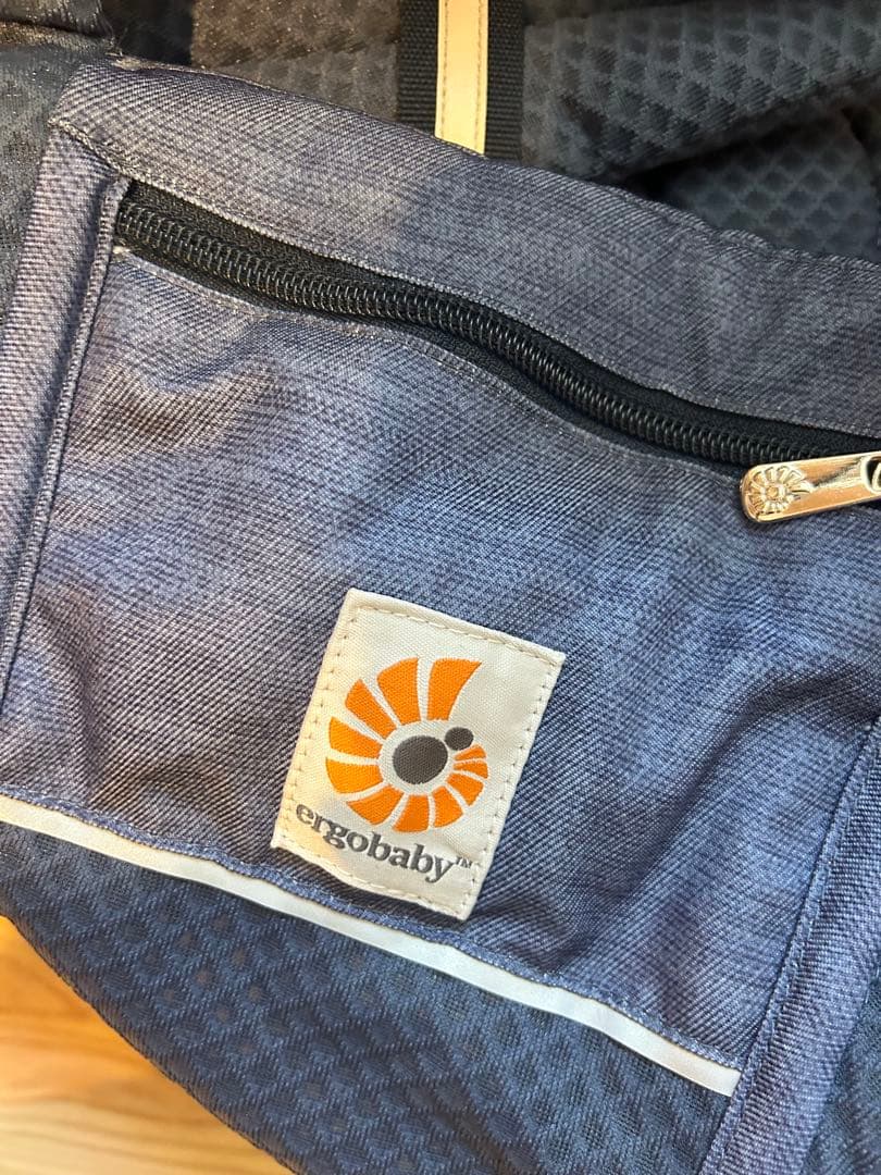 迅速発送【新品未使用】エルゴベビーアダプト抱っこ紐