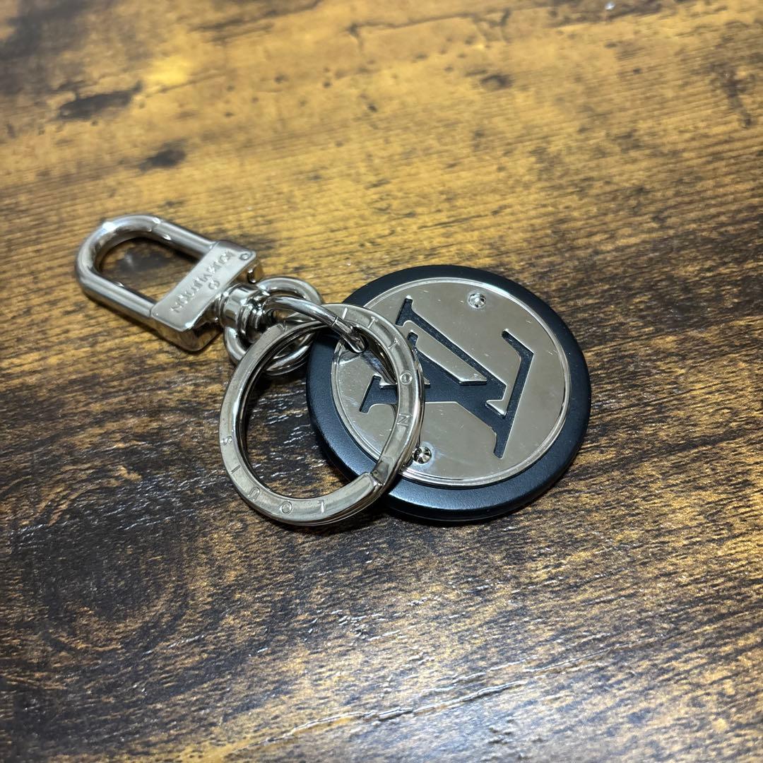 Louis Vuitton ルイヴィトン　ポルトクレサークル　キーホルダー