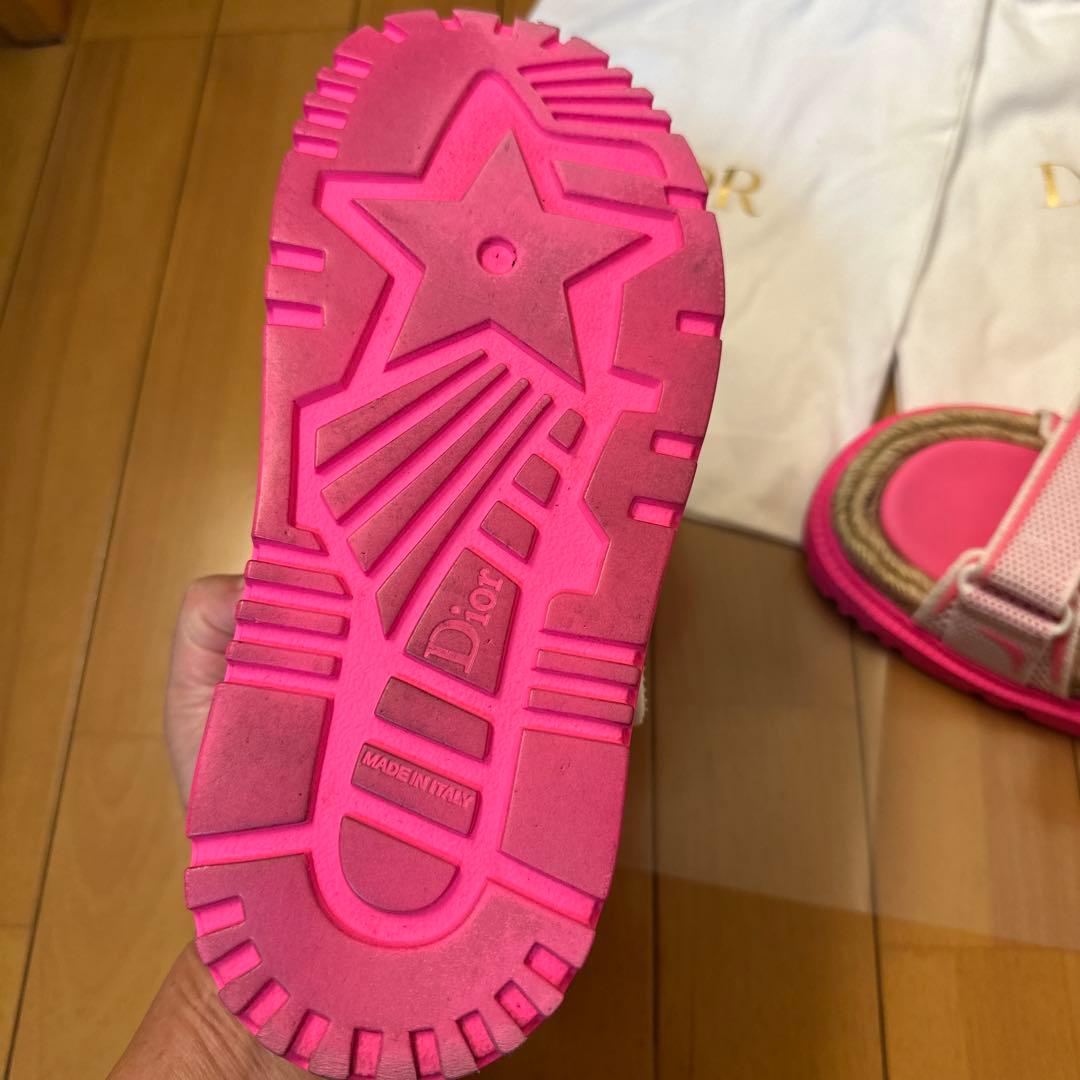 Dior スポーツサンダル ピンク