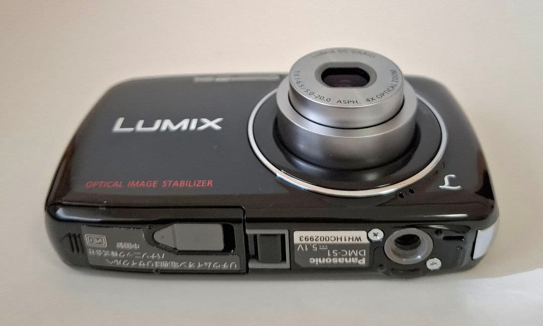 [美品] パナソニック Panasonic LUMIX DMC-S1 コンデジ