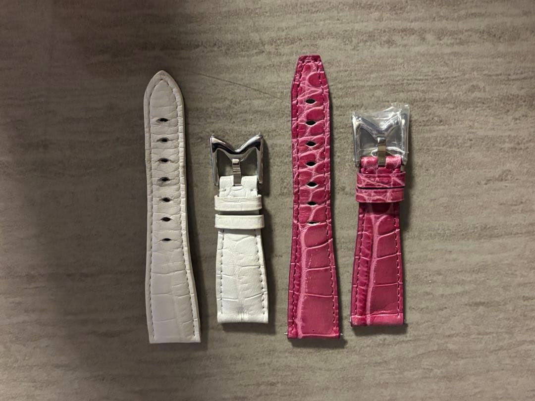 GaGaMILANO 腕時計　ベルト2本付き