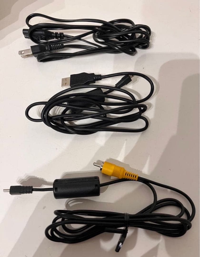 Nikon COOLPIX 3100 デジカメ 箱付き　【通電確認済み】