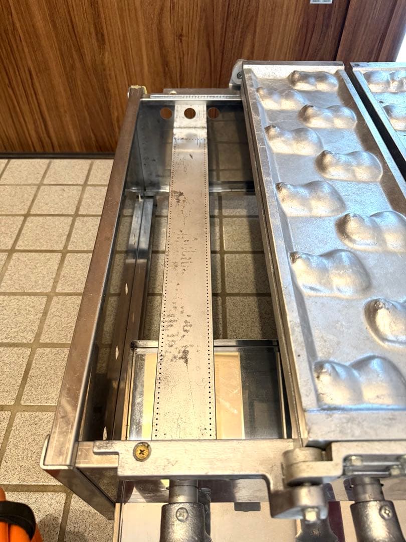 【美品】蜜元研究所 パンダ焼き ベベパンダ 業務用　(たい焼き燃板変更可能)