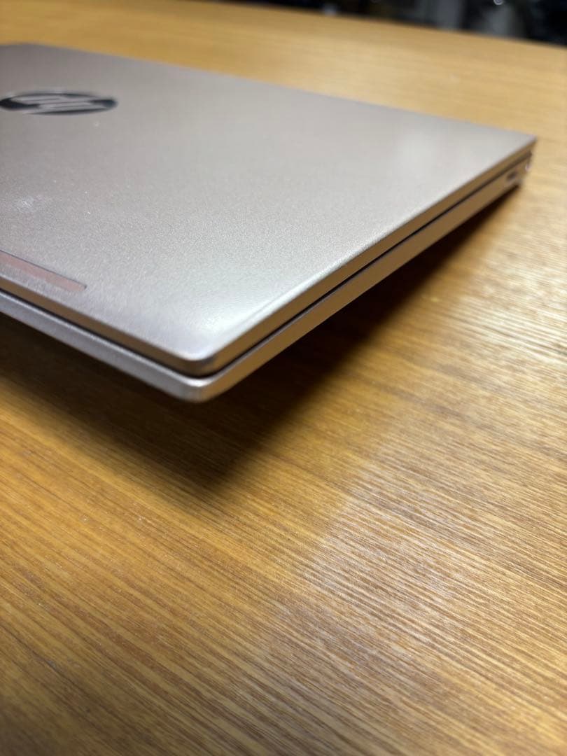 HP 軽量13インチノートPC ブロンズ色