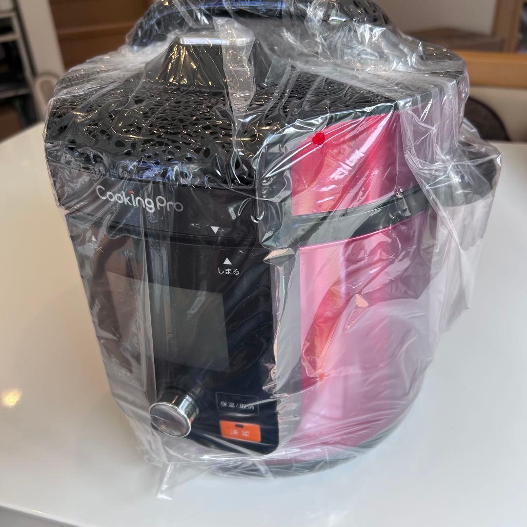 【新品未使用】レッド　電気圧力なべ　クッキングプロV2 3.2 FN006446