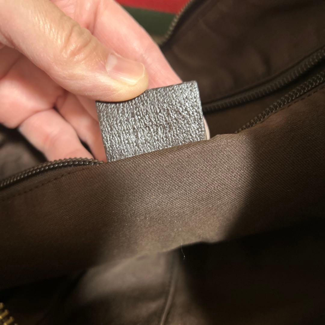 GUCCI シェリーライン　ハーフムーン　ショルダーバッグ181092