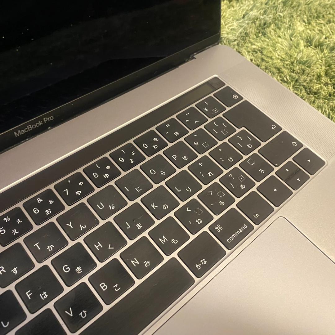 元値30万超 大幅値下げ│MacBookPro15インチ 2019 ※傷あり美品