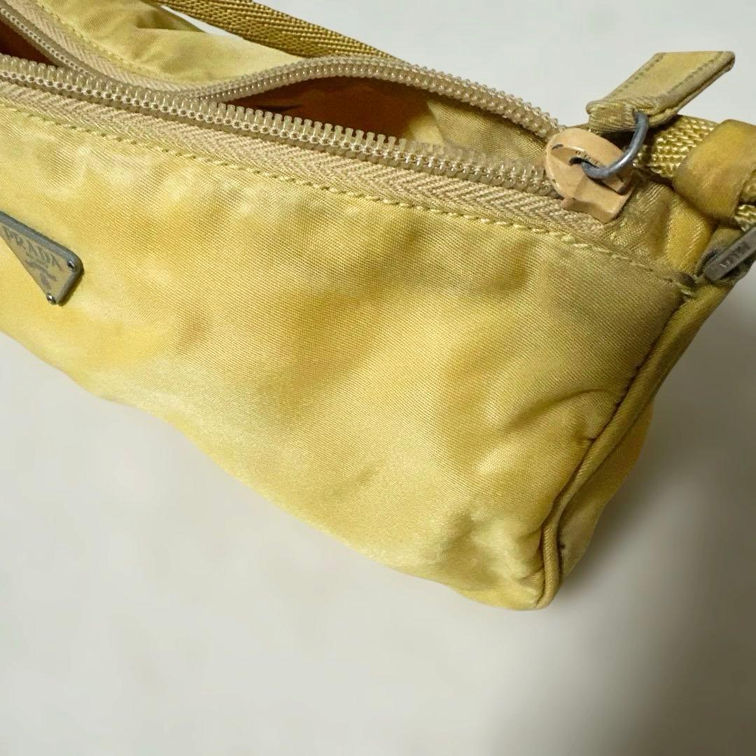 PRADA プラダ アクセサリーポーチ イエロー MV632